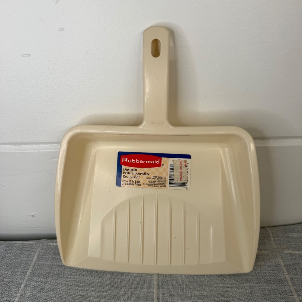 Vintage Rubbermaid Dustpan Dust Pan 4450 Almond Flat Edge 1996 Movie Prop